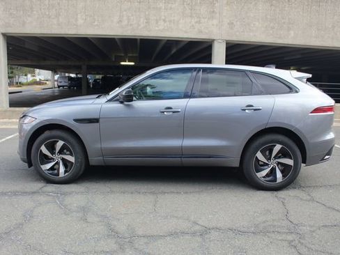 New 2026 Jaguar F-PACE R-Dynamic S image 6