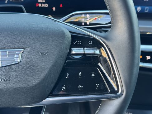 Used 2024 Cadillac Lyriq Luxury w/ LPO, Floor Liner Package image 21