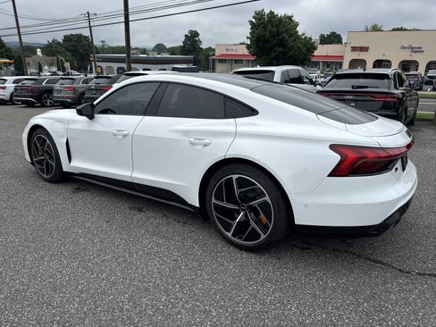Certified 2023 Audi RS e-tron GT w/ Carbon Performance Package AWD/4WD image 5