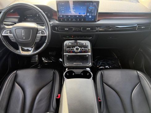 Certified 2023 Lincoln Nautilus Reserve image 14