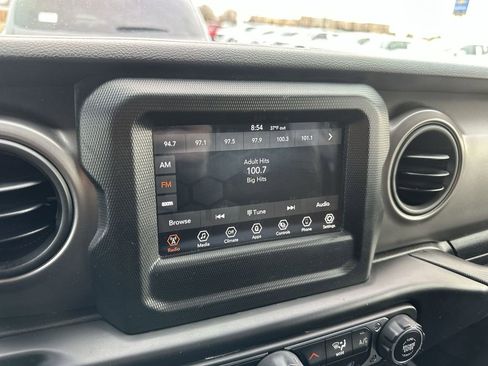 Used 2021 Jeep Wrangler Unlimited Sport AWD/4WD image 16