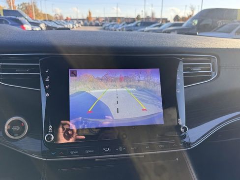 Used 2022 Jeep Wagoneer Series II image 7