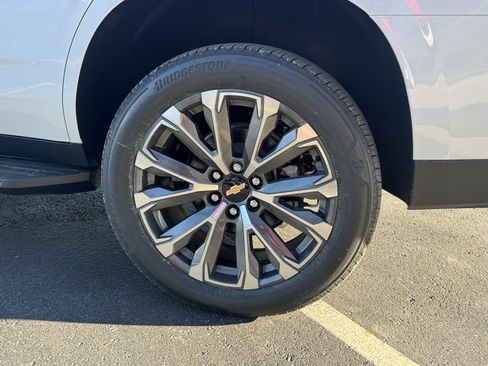 New 2026 Chevrolet Tahoe High Country w/ Sun And Tow Package image 7