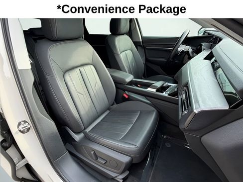 Used 2021 Audi e-tron Premium w/ Convenience Plus Package image 29