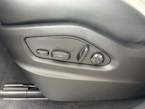 New 2026 Porsche Cayenne E-Hybrid Coupe image 32