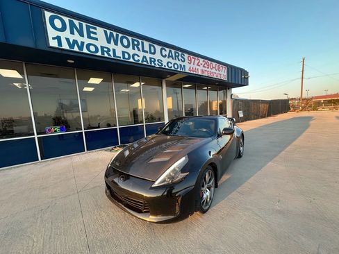Used 2015 Nissan 370Z Coupe image 1