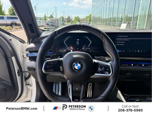 Used 2024 BMW 540i xDrive w/ Premium Package AWD/4WD image 17