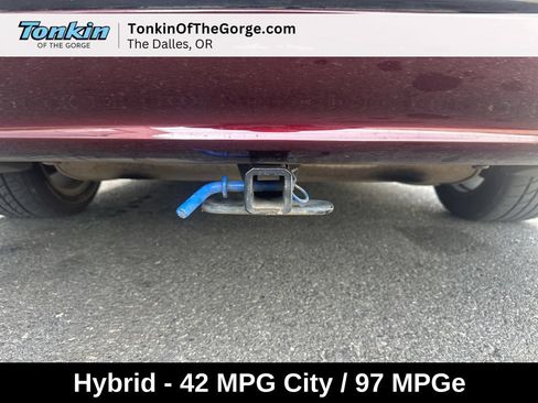 Used 2017 Ford Fusion Energi Titanium FWD image 20