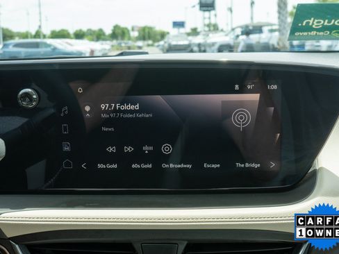 Used 2024 Buick Encore GX Avenir w/ Avenir Technology Package FWD image 16