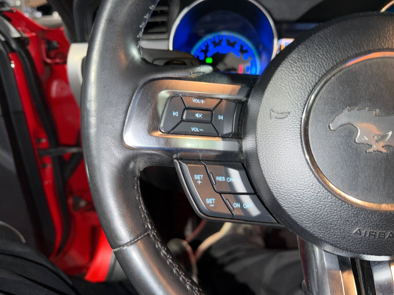 Used 2019 Ford Mustang Premium RWD image 20