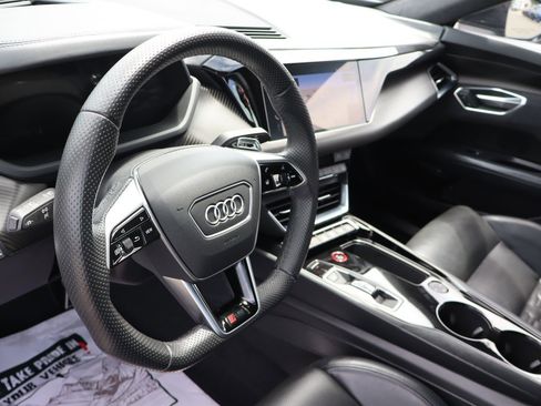 Used 2023 Audi RS e-tron GT w/ Carbon Performance Package AWD/4WD image 9