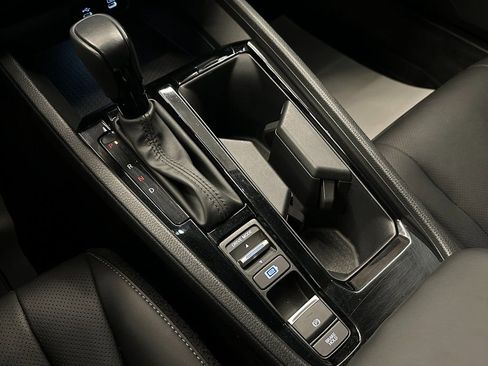 Used 2023 Honda Accord EX-L image 16