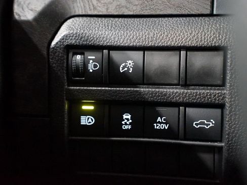 New 2026 Toyota Tacoma Limited AWD/4WD image 28