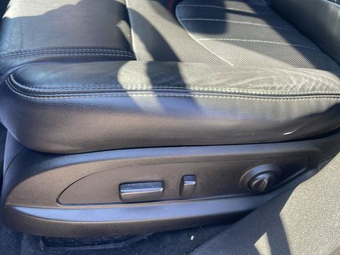 Used 2017 Buick Enclave Leather AWD/4WD image 14