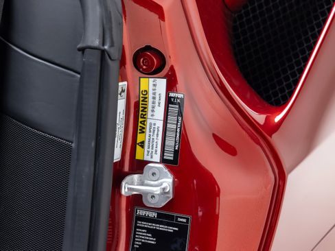 Certified 2022 Ferrari F8 Tributo RWD image 56