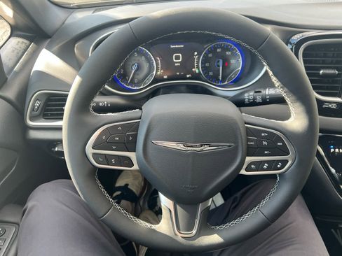 New 2026 Chrysler Voyager LX image 21