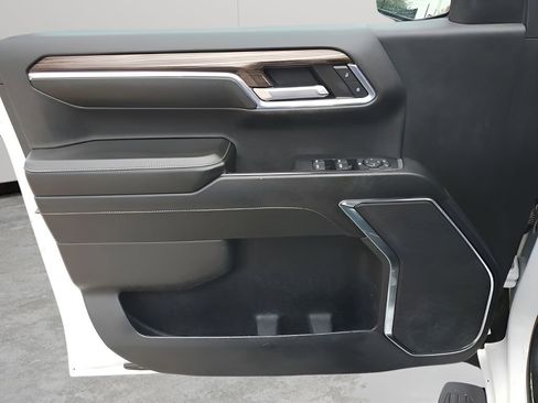 Used 2024 Chevrolet Silverado 1500 LT Trail Boss w/ Protection Package AWD/4WD image 26