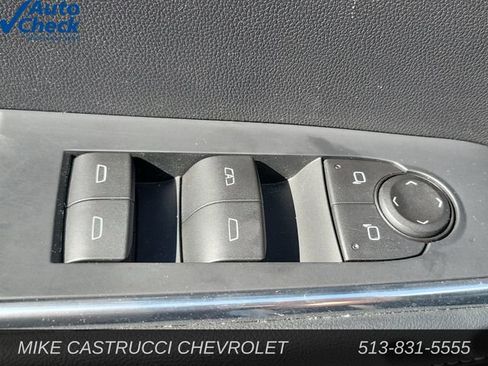 Used 2026 GMC Acadia Elevation w/ Elevation Premium Package FWD image 25