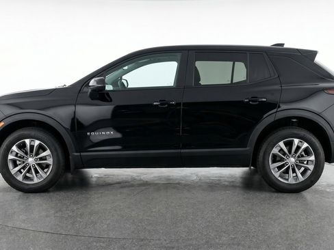 Used 2025 Chevrolet Equinox LT FWD image 5