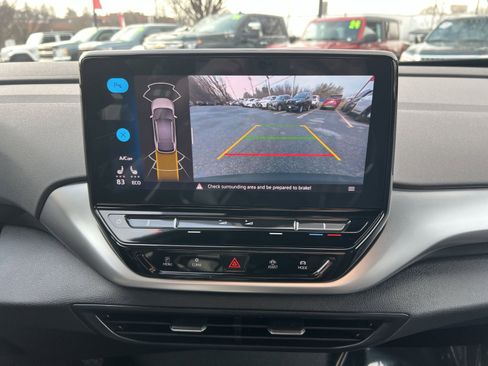 Used 2021 Volkswagen ID.4 Pro image 18