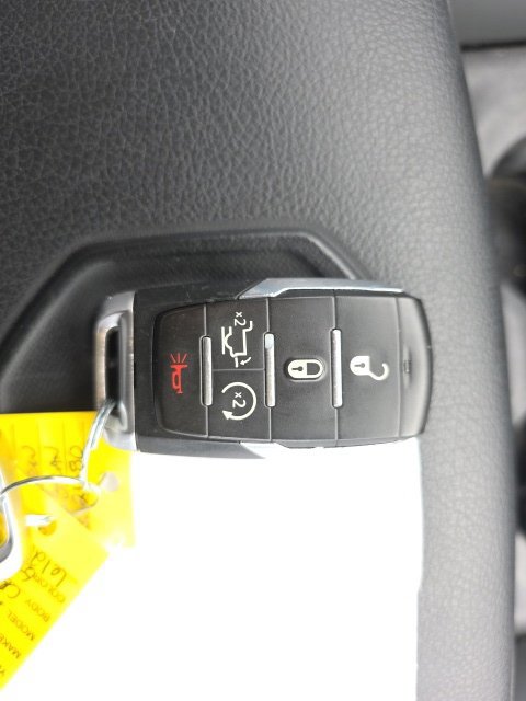 Used 2022 RAM 1500 Laramie AWD/4WD image 19