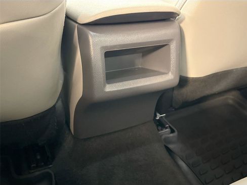 Used 2023 Toyota Camry SE FWD image 29