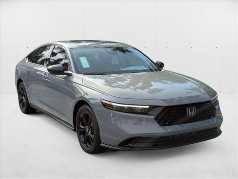 New 2025 Honda Accord SE image 7