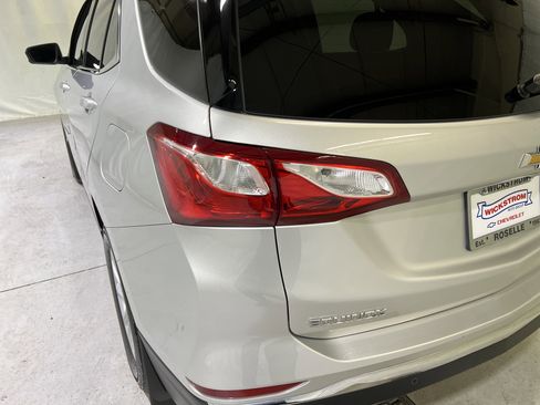 Certified 2020 Chevrolet Equinox LT image 10