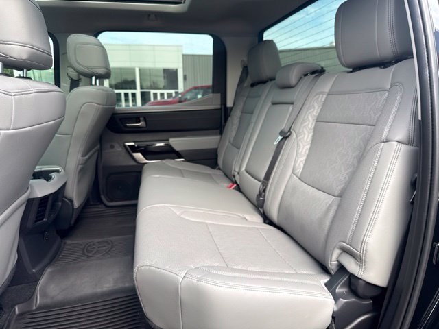 Used 2024 Toyota Tundra Limited AWD/4WD image 32
