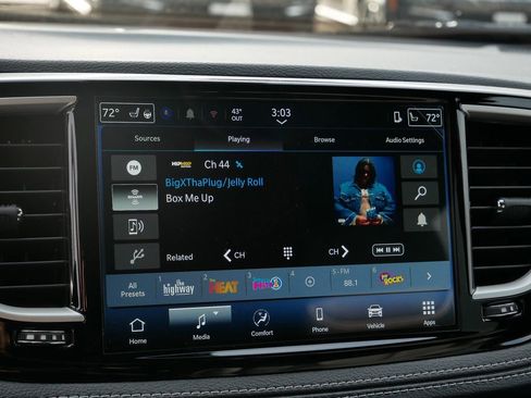 New 2026 Chrysler Pacifica Select image 31