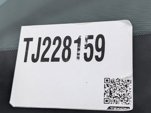 New 2026 GMC Acadia Denali w/ Super Cruise Package FWD image 38