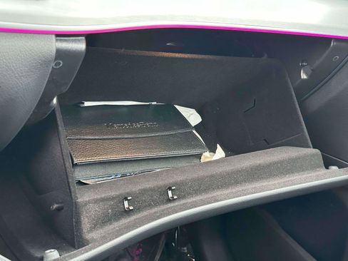 Used 2024 Mercedes-Benz GLE 450e 4MATIC image 31