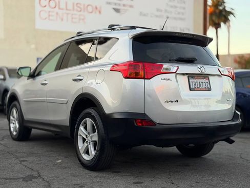 Used 2013 Toyota RAV4 XLE image 11