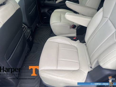 Used 2024 Subaru Ascent Limited w/ Technology Package AWD/4WD image 10