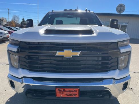 New 2026 Chevrolet Silverado 2500 W/T image 16