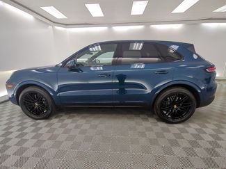Used 2025 Porsche Cayenne video 2