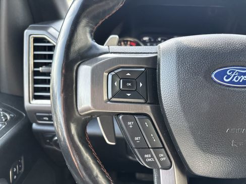Used 2017 Ford F150 Raptor w/ Equipment Group 802A Luxury AWD/4WD image 9