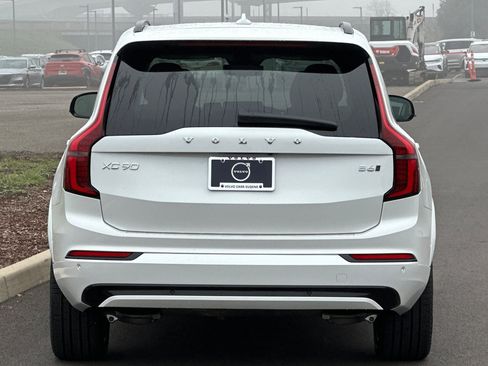 New 2026 Volvo XC90 B6 Ultra w/ Lounge Package image 4