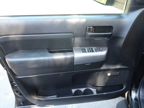Used 2020 Toyota Sequoia TRD Pro AWD/4WD image 24