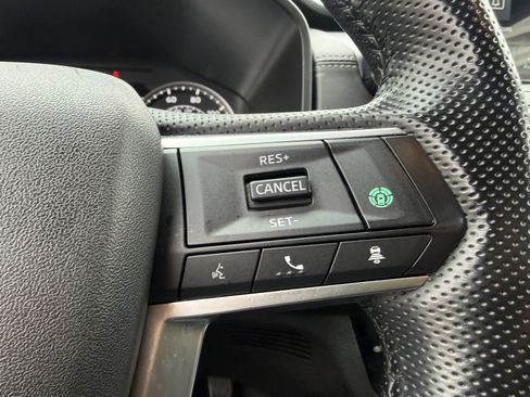 Used 2024 Mitsubishi Outlander SE image 19