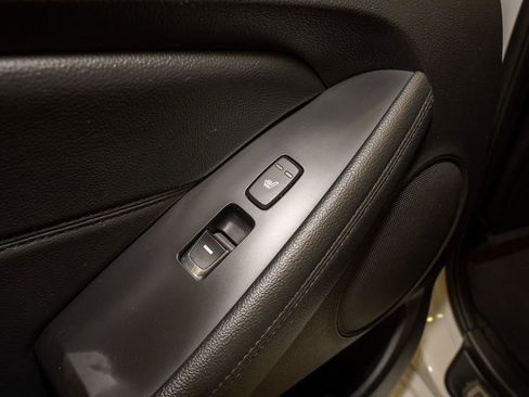 Used 2014 Kia Cadenza Premium w/ Luxury Package image 8