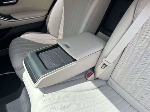 Used 2022 Mercedes-Benz S 500 4MATIC image 17
