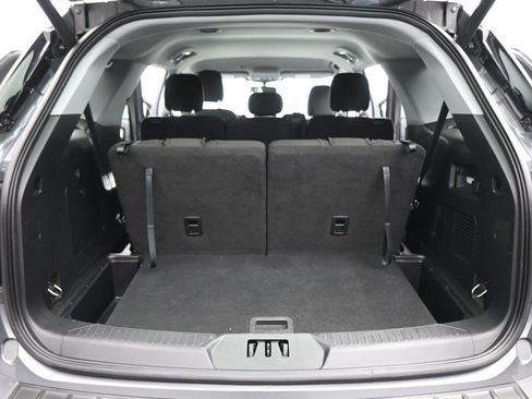 Certified 2022 Ford Explorer XLT image 25