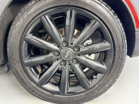 Used 2017 MINI Cooper 2-Door Hardtop FWD image 30