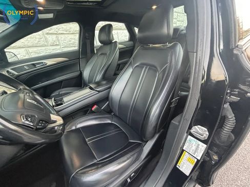 Used 2017 Lincoln MKZ Premiere image 32