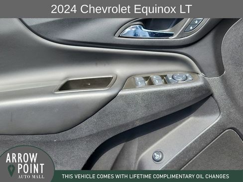 Used 2024 Chevrolet Equinox LT image 21