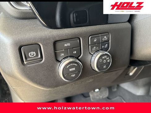 Certified 2026 GMC Sierra 1500 SLT AWD/4WD image 24