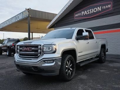 Used 2017 GMC Sierra 1500 SLT w/ Max Trailering Package