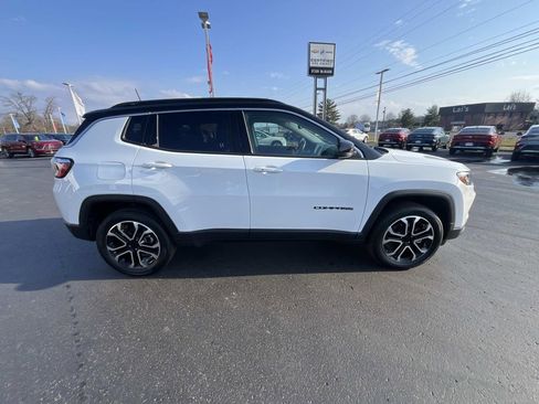 Used 2022 Jeep Compass Limited image 8