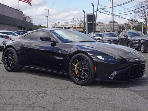 Used 2020 Aston Martin V8 Vantage Coupe RWD image 51
